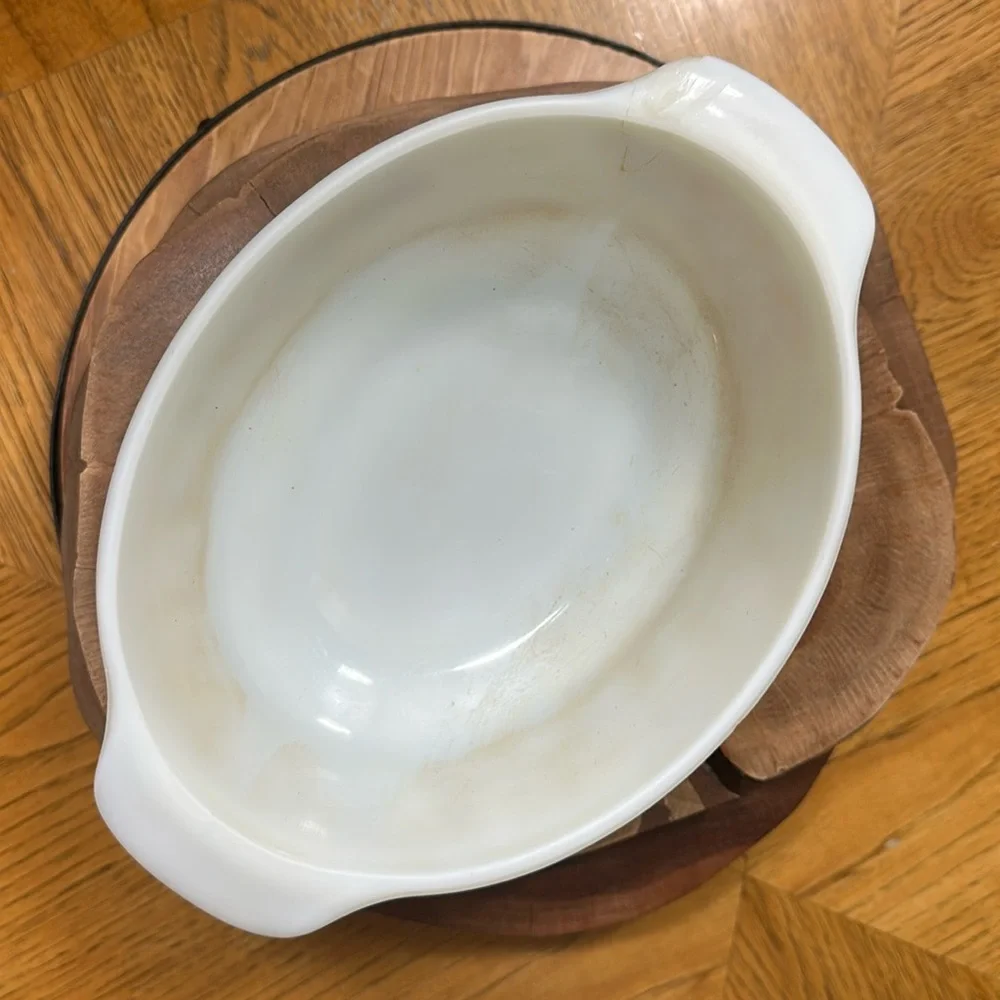 ANCHOR HOCKING Vintage Harvest Vegetable 1-1/2 QT. casserole Dish